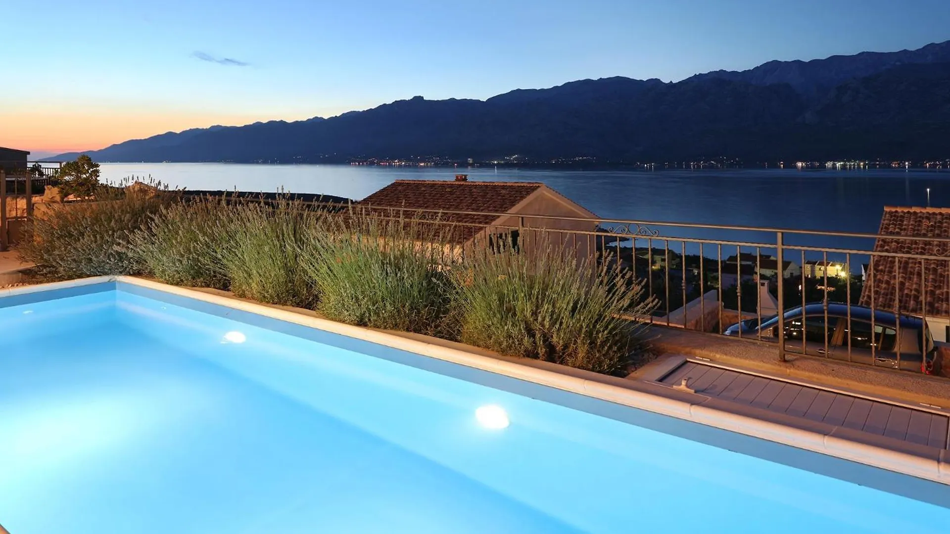Mediterranean Villa With Pool, Beach, Panoramic View - By Traveler Tourist Agency Krk - Id 2509 Vinjerac Croatia