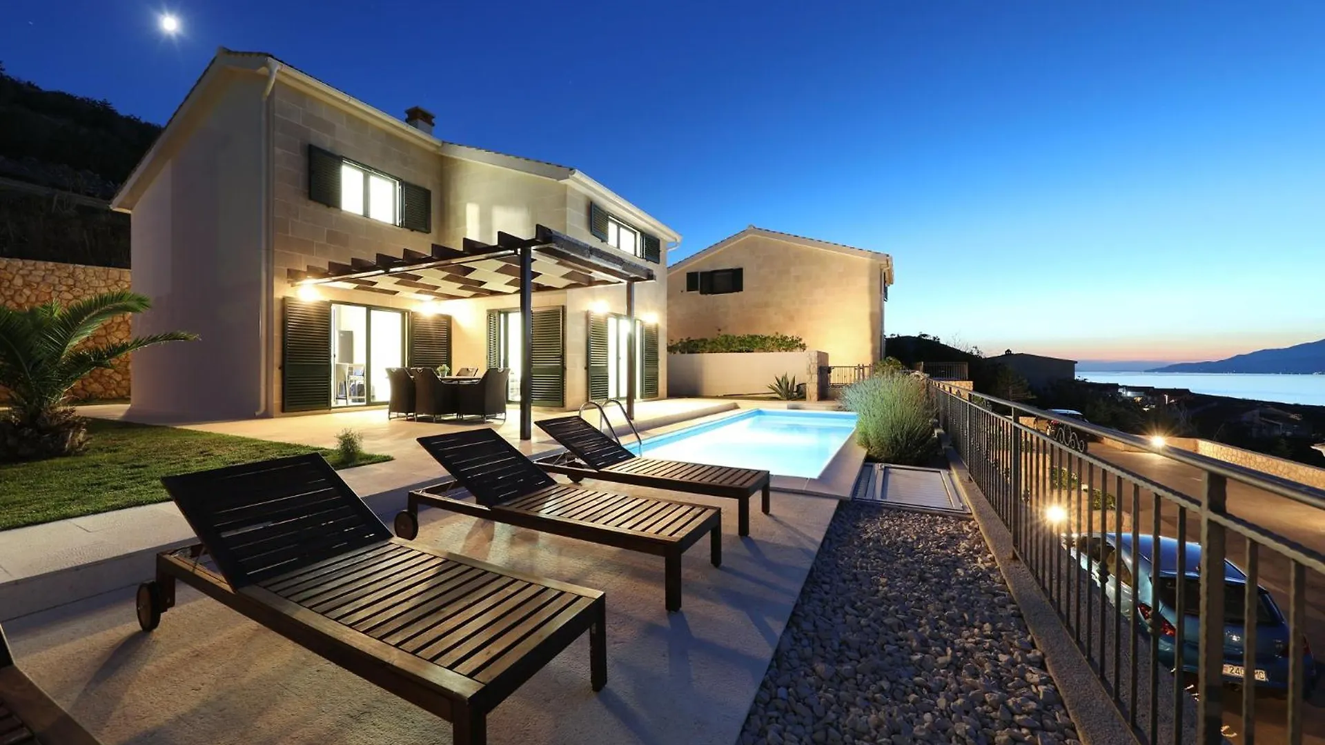 Mediterranean Villa With Pool, Beach, Panoramic View - By Traveler Tourist Agency Krk - Id 2509 Vinjerac